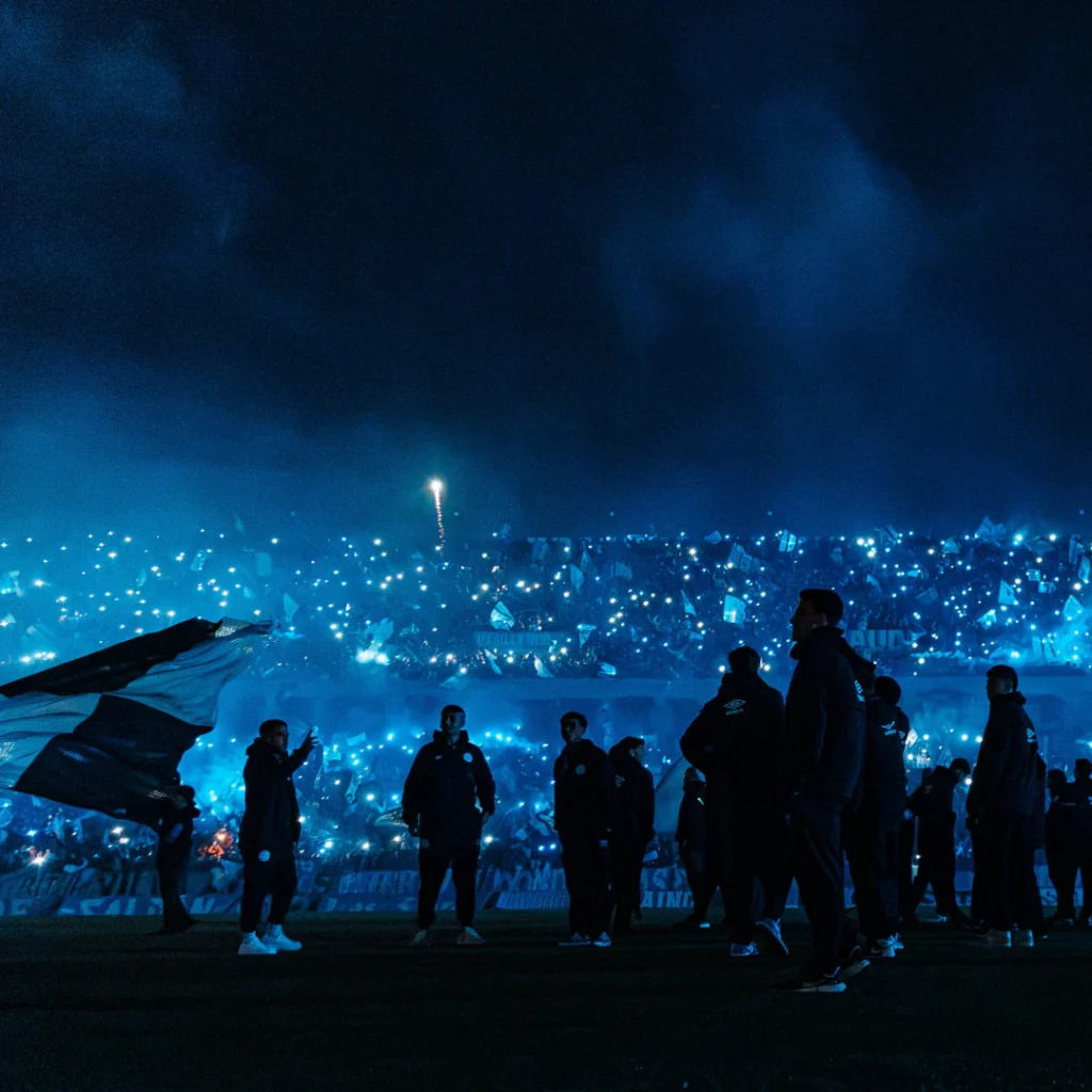 Belgrano convocó a sus hinchas a participar del Banderazo Gigante este sábado 3/10 en el Estadio Julio César Villagra, en la previa del clásico correspondiente a la fecha 11 del Clausura de Liga Profesional. La entrada será libre y gratuita.