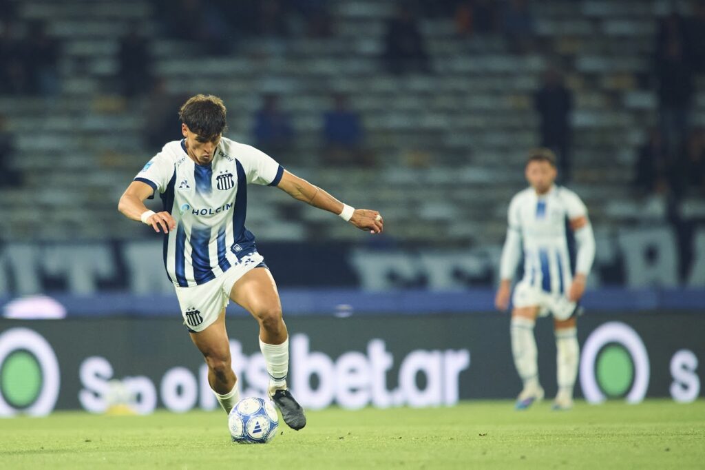 Juan Pafundi será el árbitro del partido que Talleres y Defensa y Justicia disputarán el sábado 24 de octubre, desde las 17.00, en el Estadio Mario Alberto Kempes.